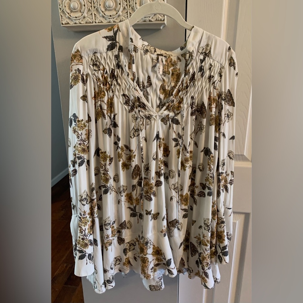 Free People Pebble Crepe So Fine Smocked Tunic Top in Ivory Combo - Small - Picture 8 of 13